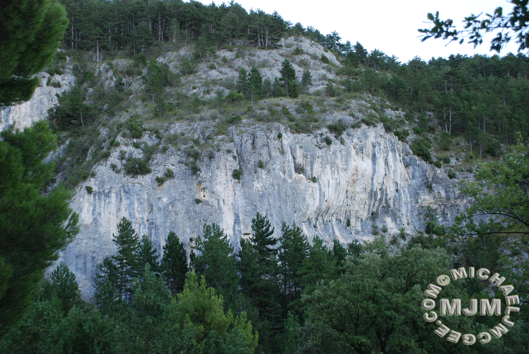 Malaucne (Roches du Groseau) / michaeljmcgee.com