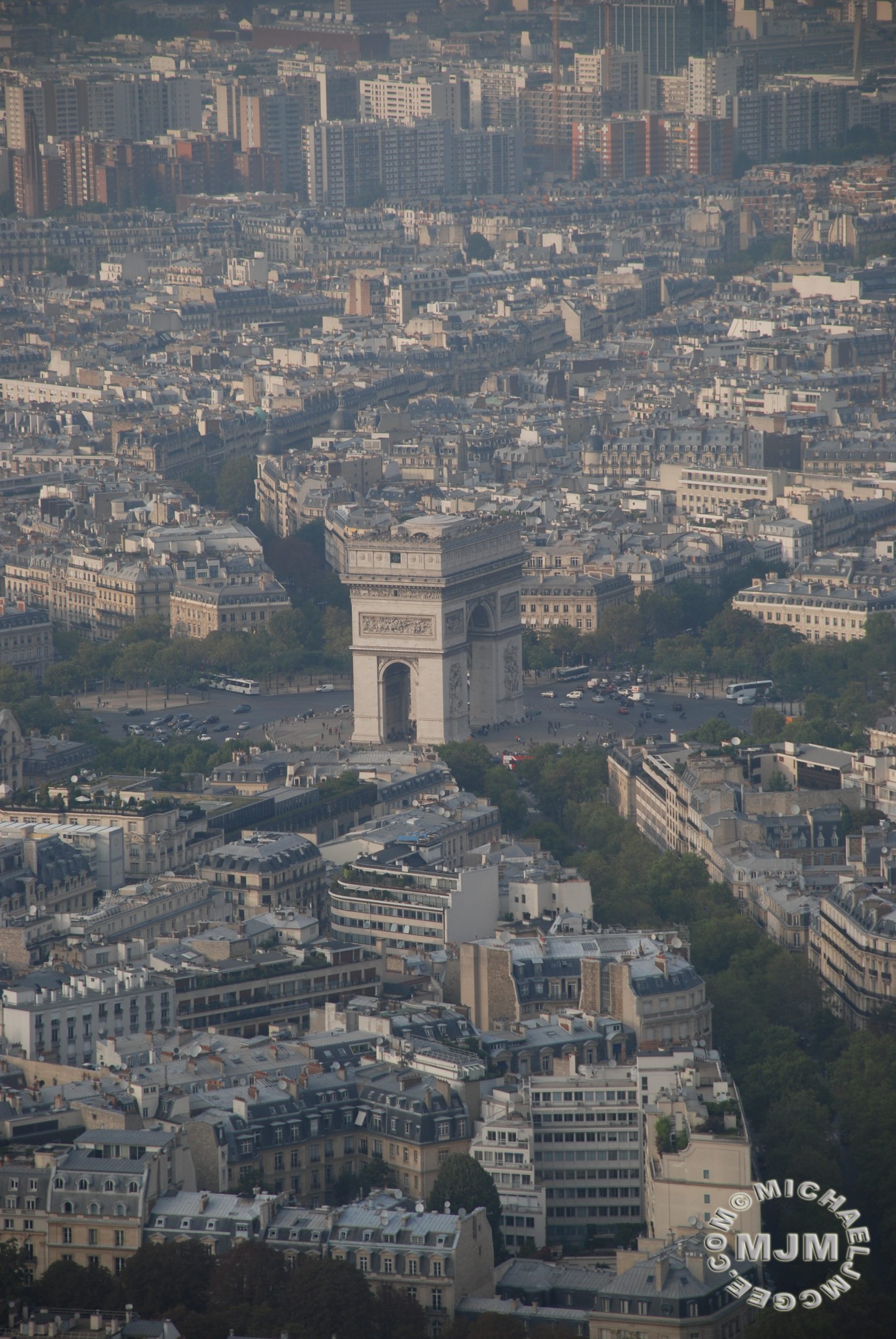 Eiffel Tower / michaeljmcgee.com