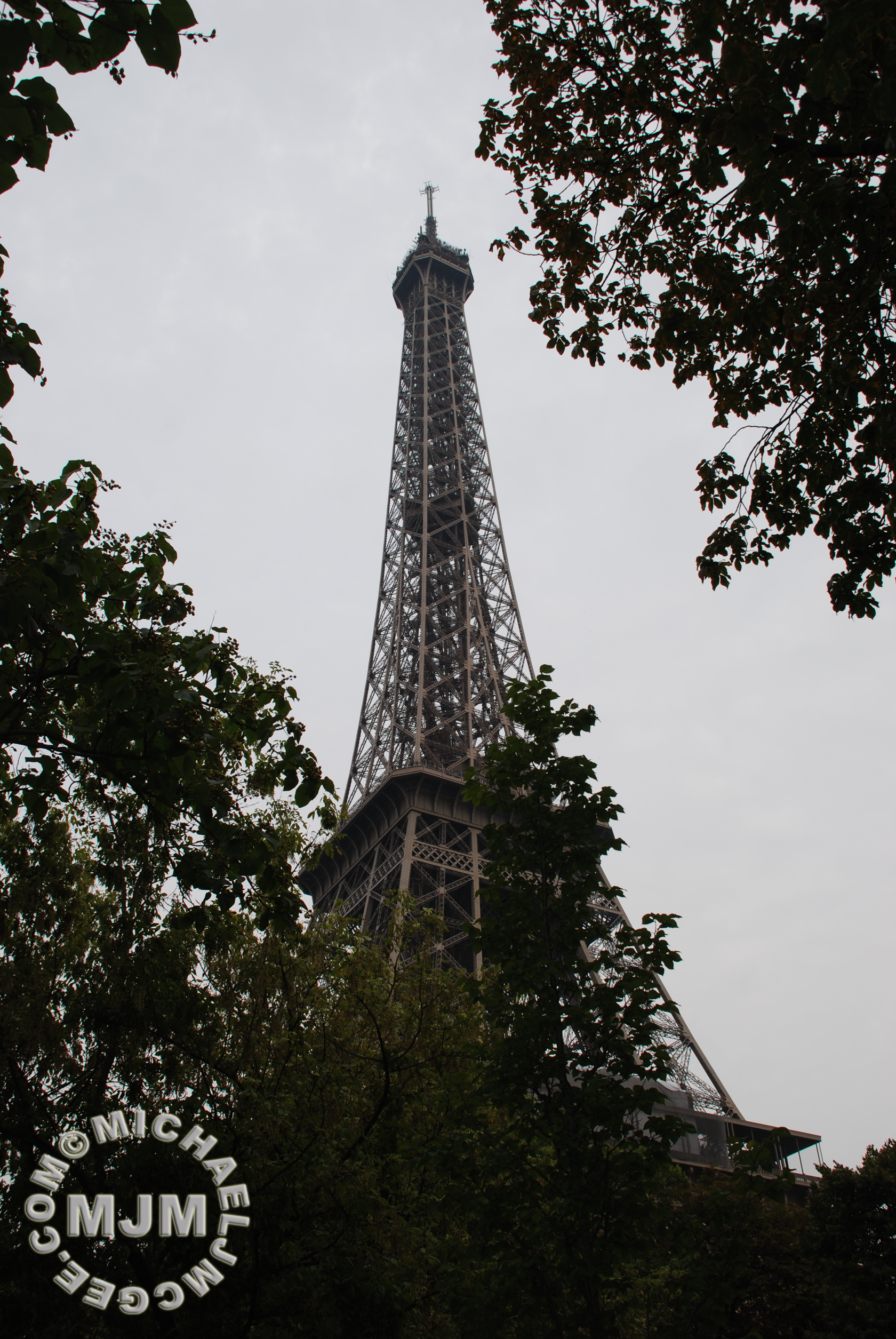 Eiffel Tower / michaeljmcgee.com