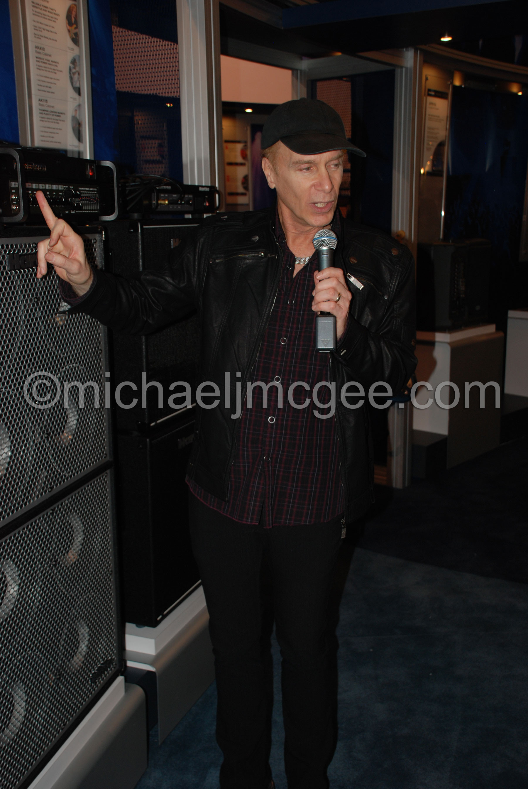 Billy Sheehan / michaeljmcgee.com