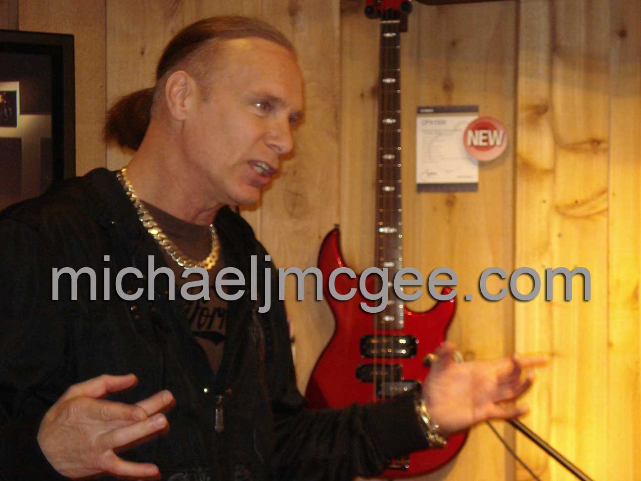 Billy Sheehan / michaeljmcgee.com