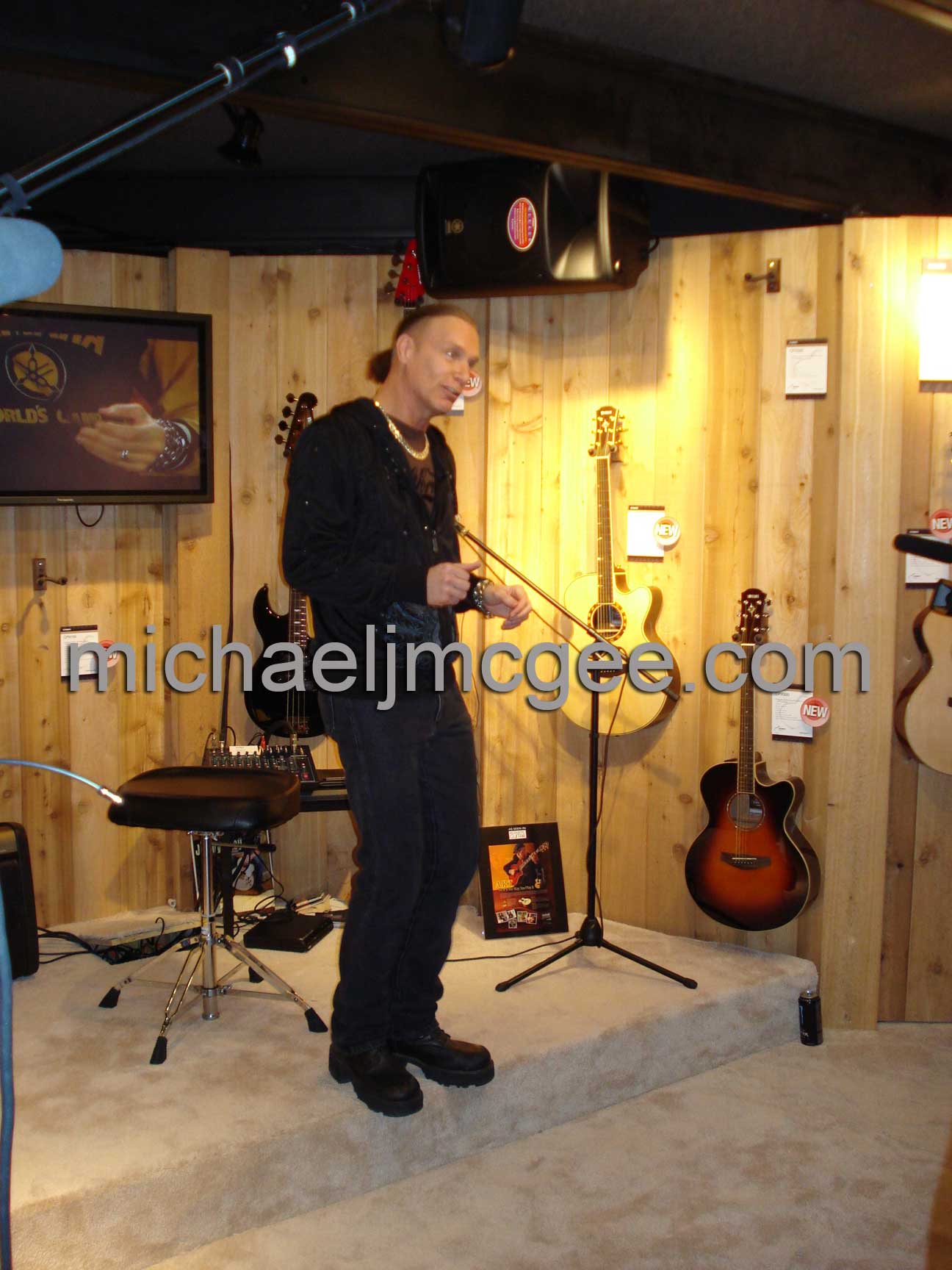 Billy Sheehan / michaeljmcgee.com