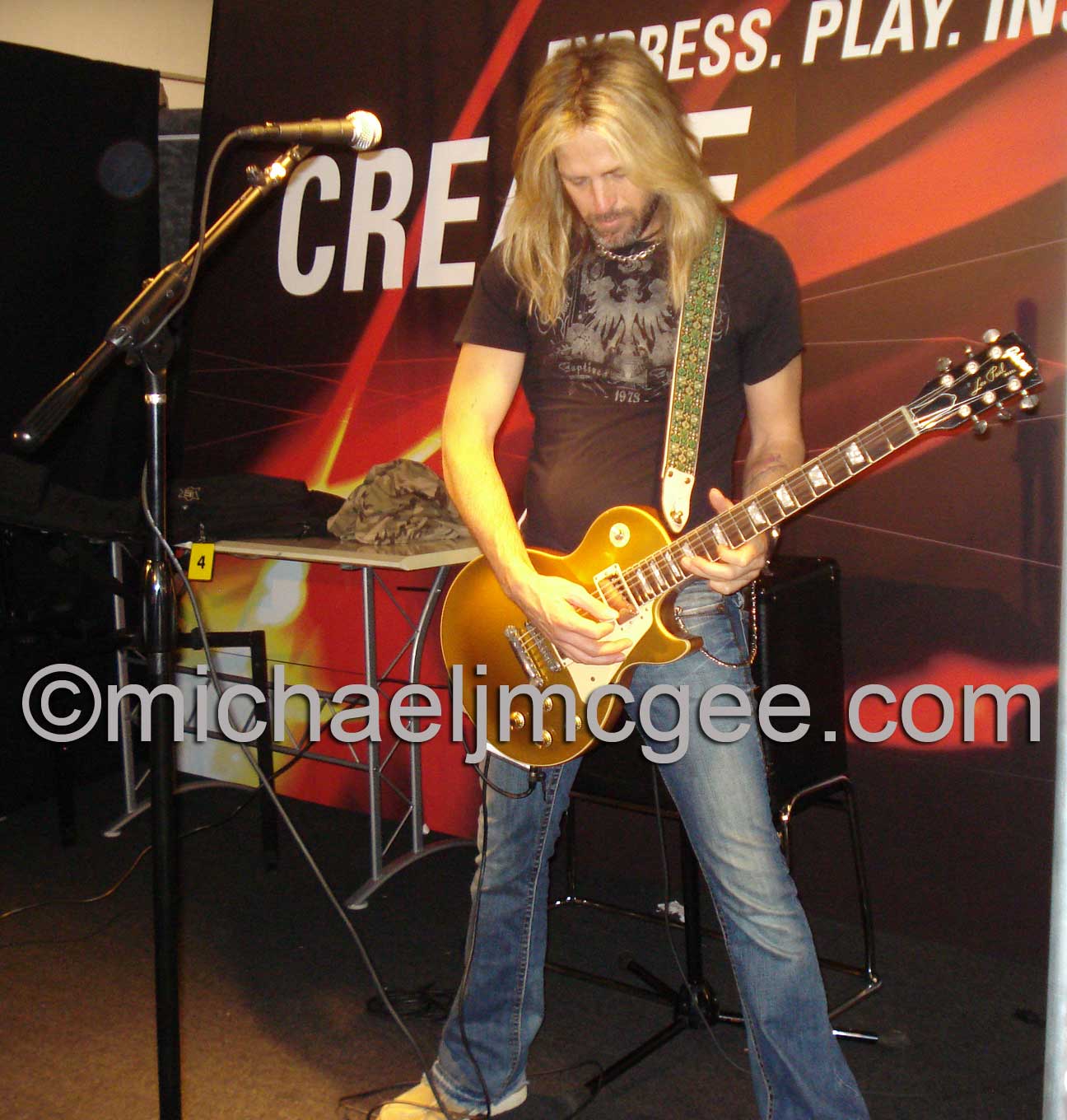 Doug Aldrich / michaeljmcgee.com