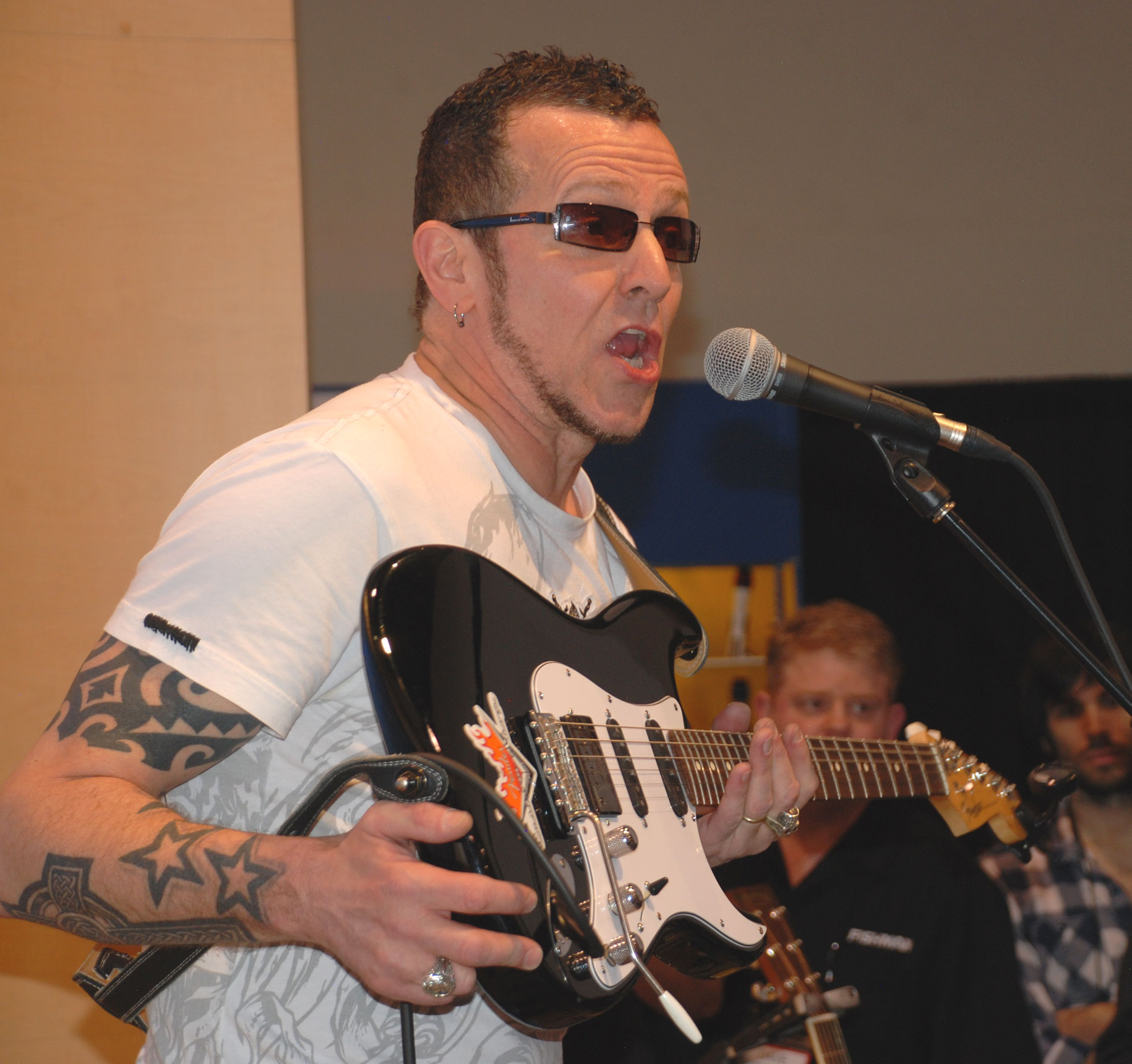 Gary Hoey / michaeljmcgee.com