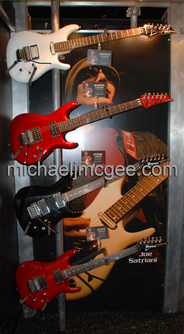 Joe Satriani / michaeljmcgee.com