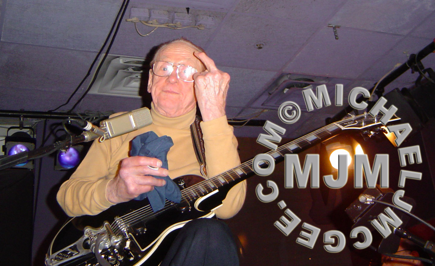 Les Paul / michaeljmcgee.com