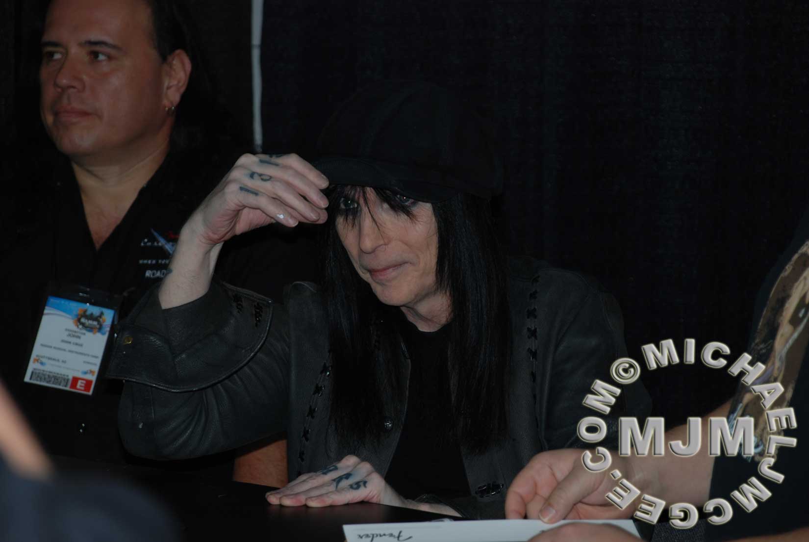 Mick Mars / michaeljmcgee.com