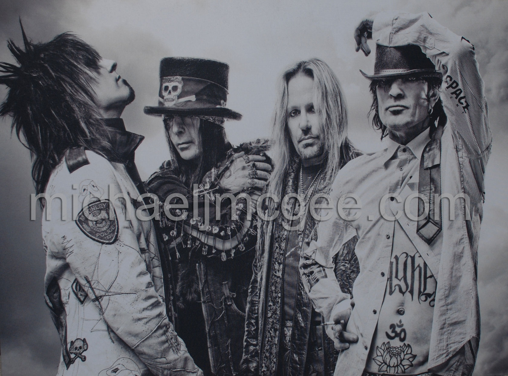 Mick Mars / michaeljmcgee.com