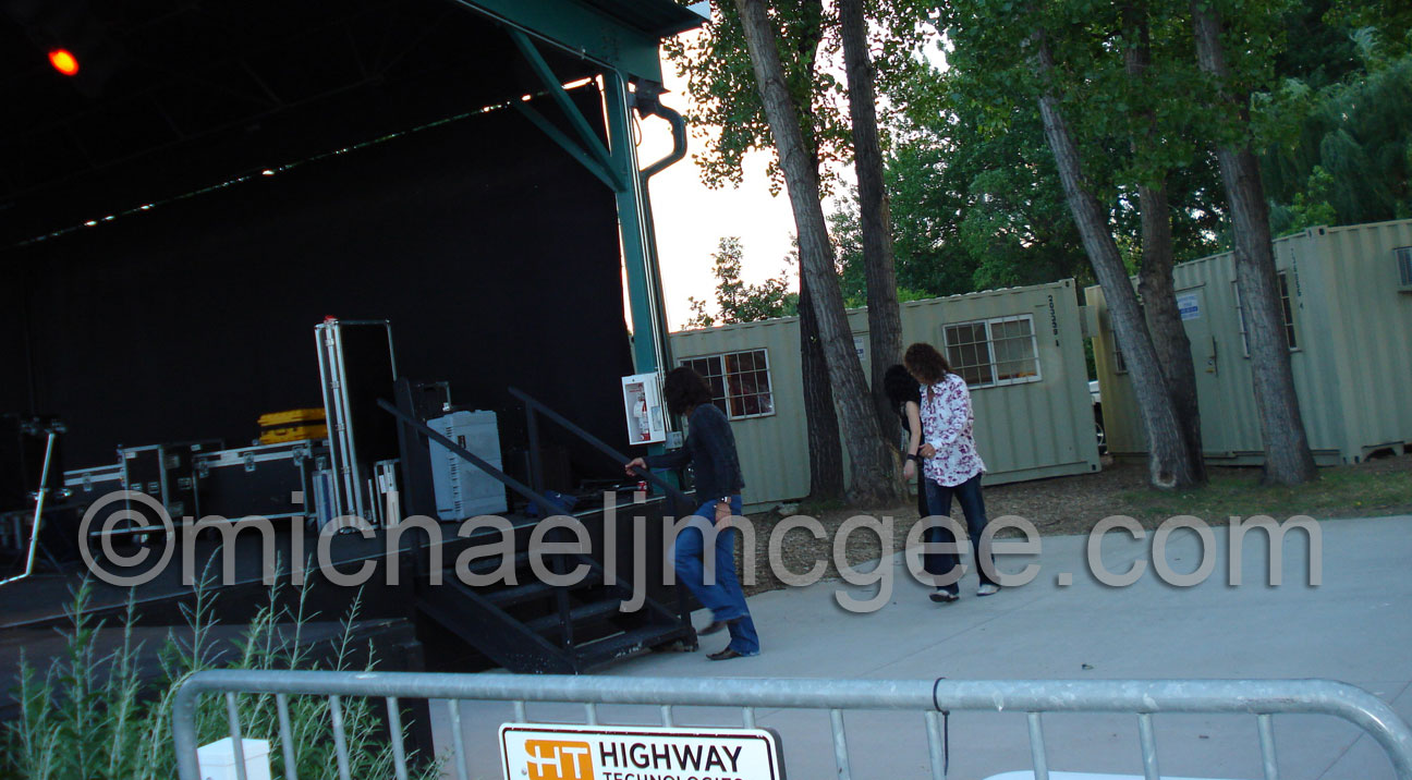Mickey Thomas / michaeljmcgee.com