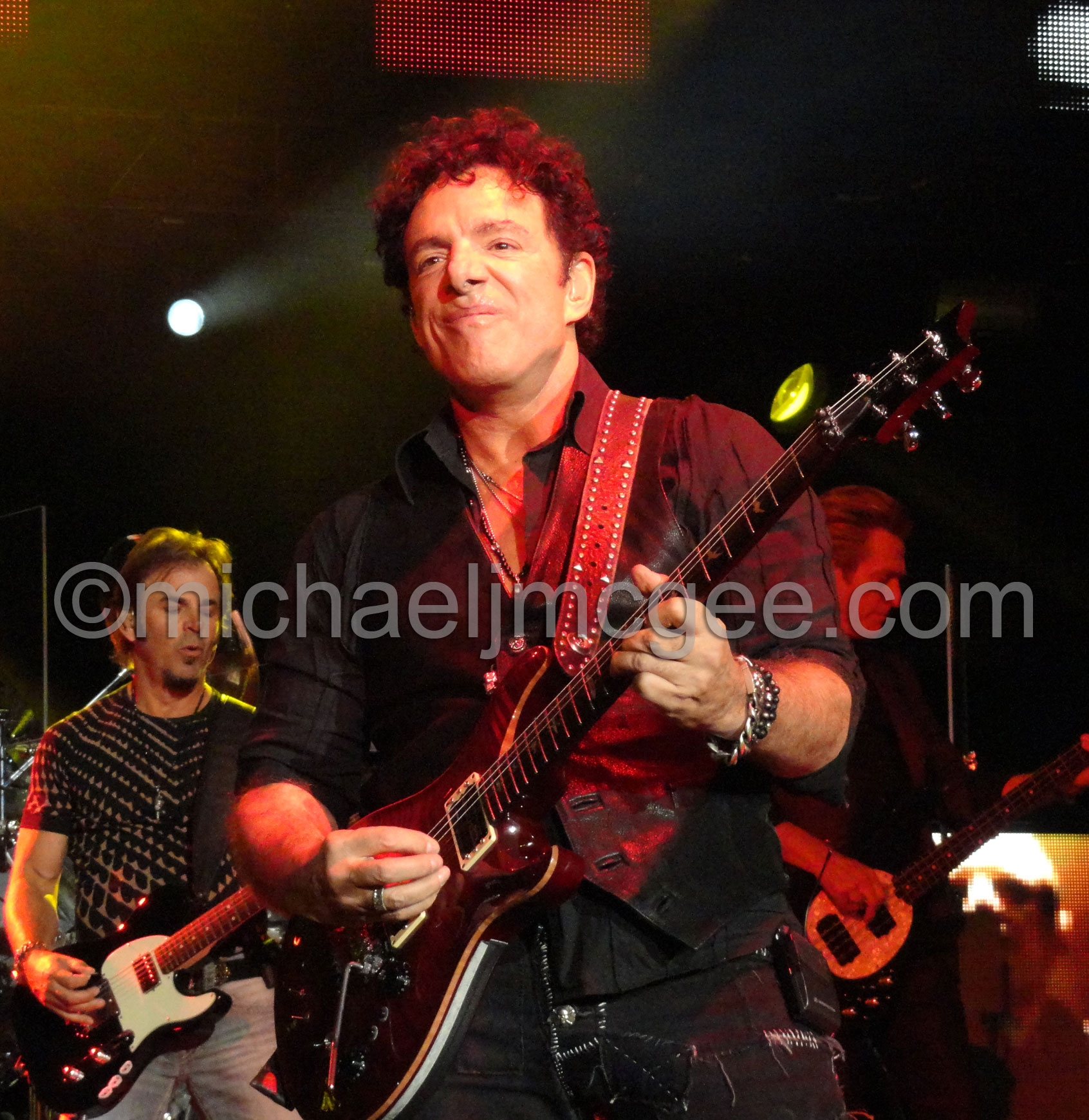 Neil Schon / michaeljmcgee.com