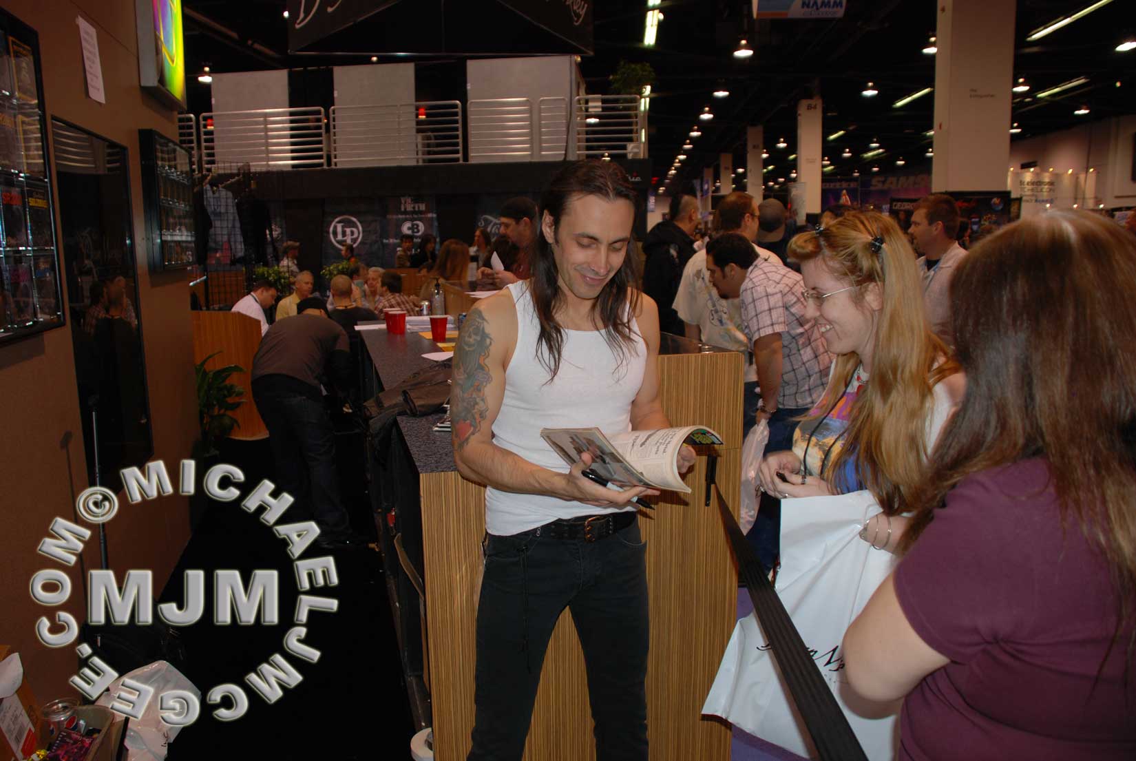 Nuno Bettencourt / michaeljmcgee.com 