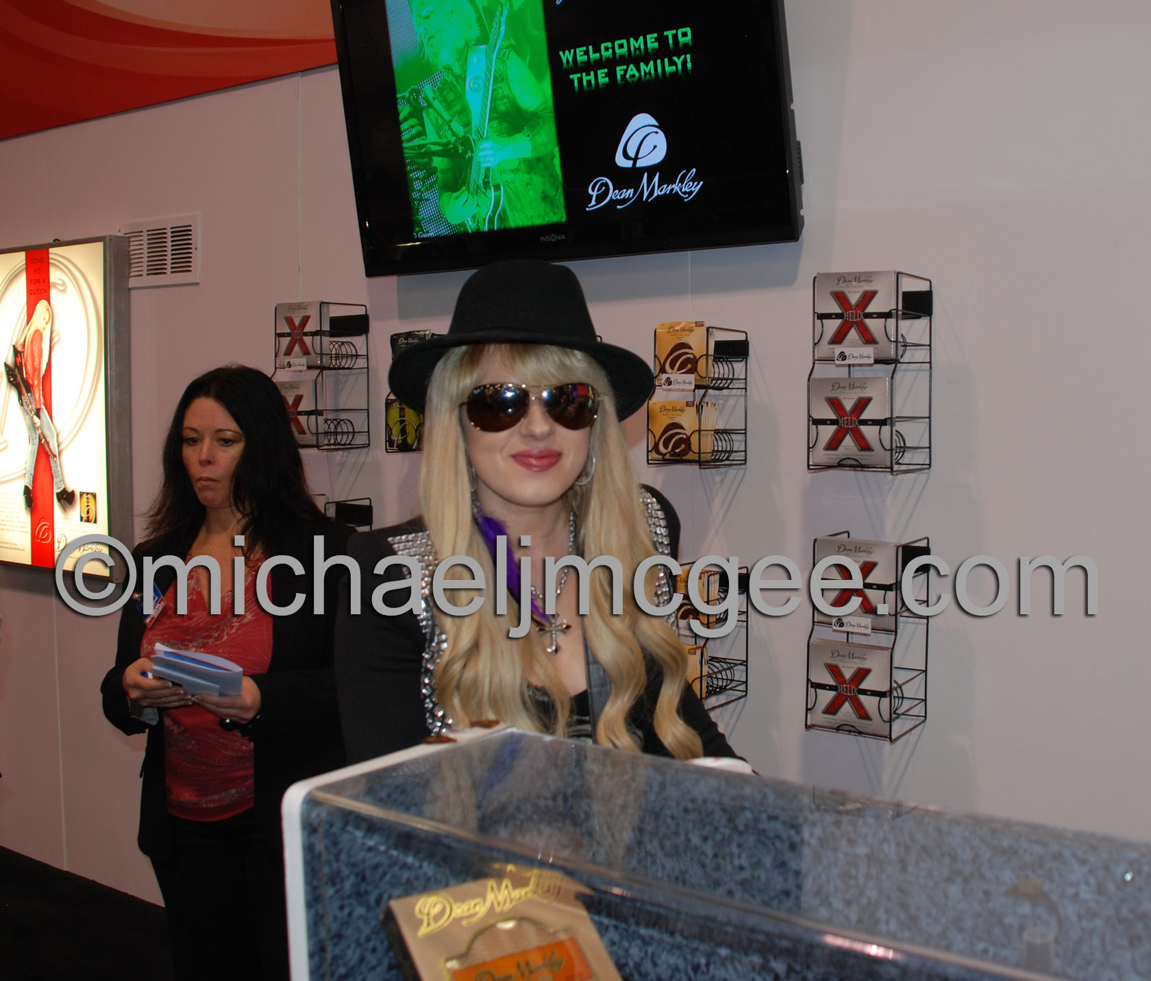 Orianthi / michaeljmcgee.com