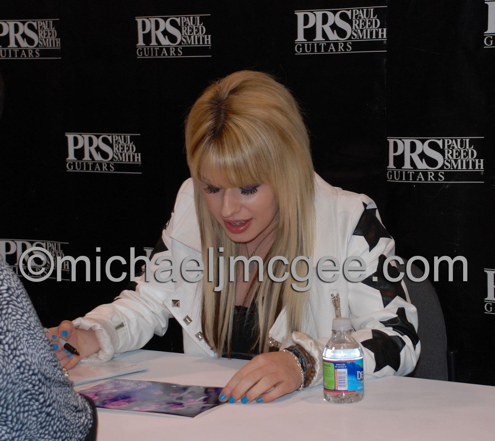 Orianthi / michaeljmcgee.com