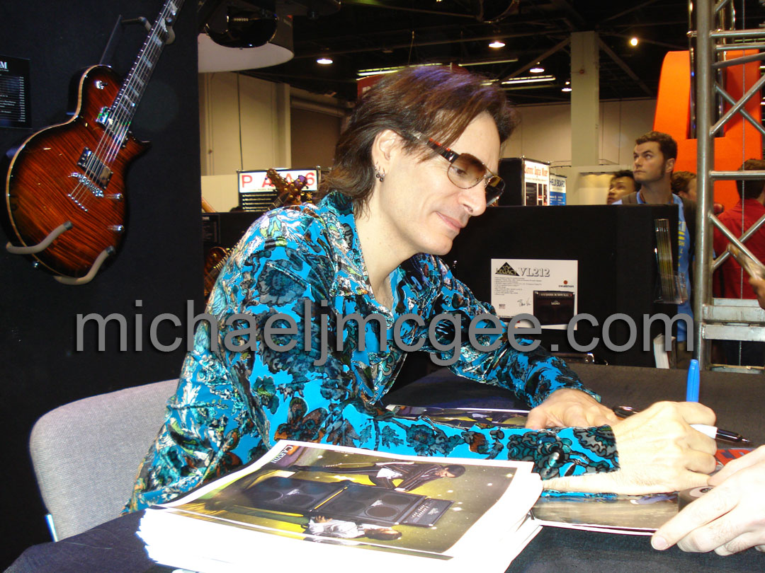 Steve Vai / michaeljmcgee.com