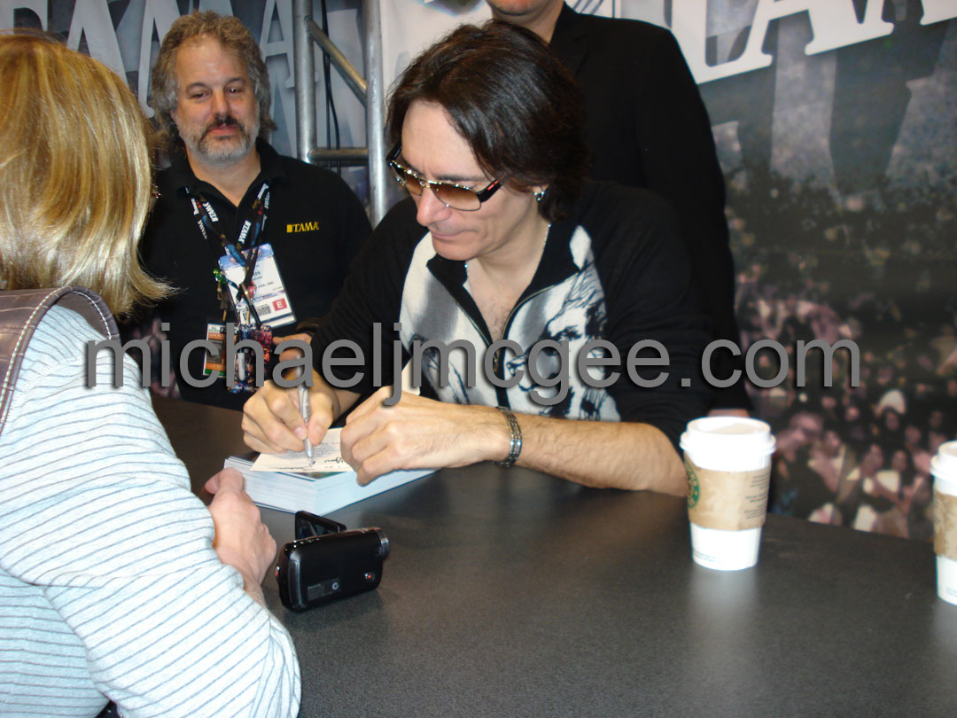 Steve Vai / michaeljmcgee.com
