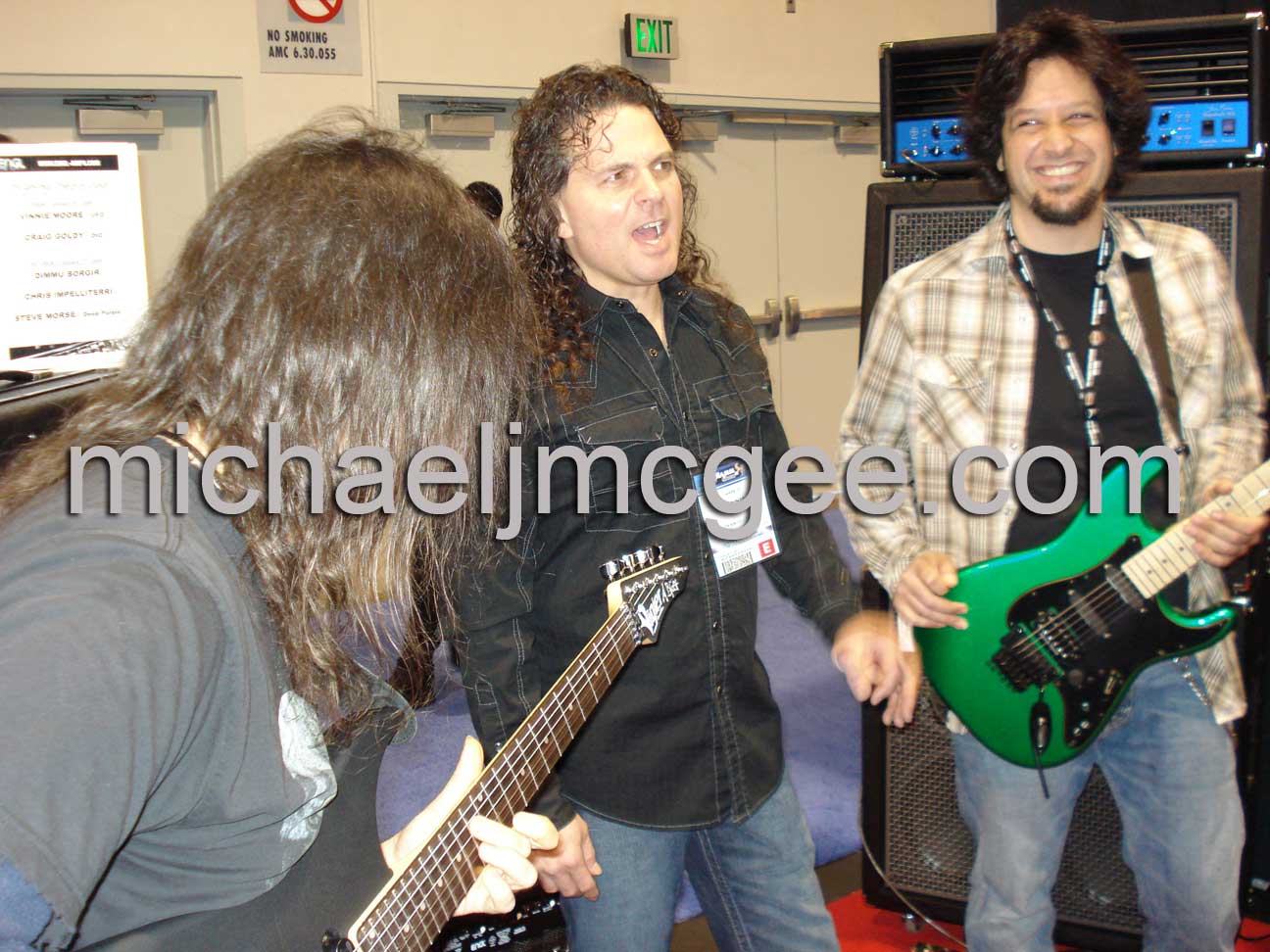 Vinnie Moore / michaeljmcgee.com