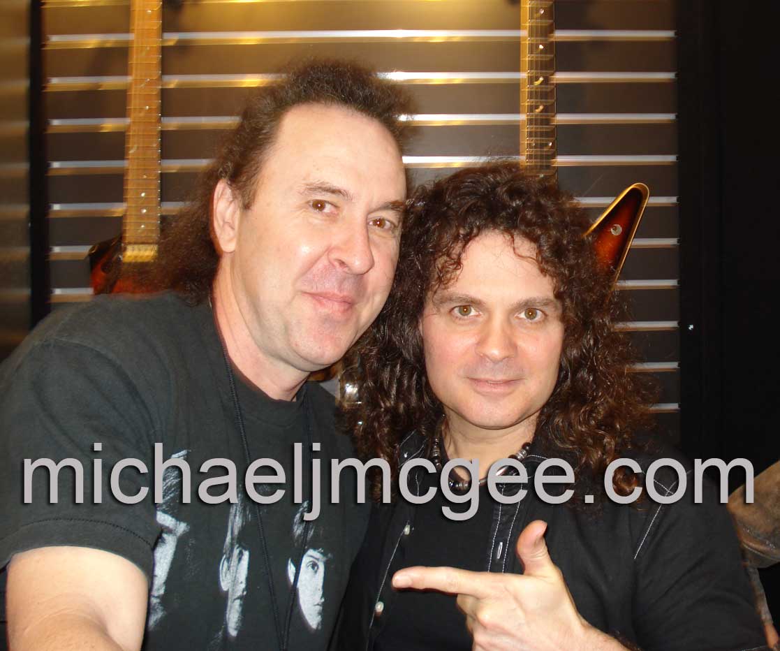 Vinnie Moore / michaeljmcgee.com