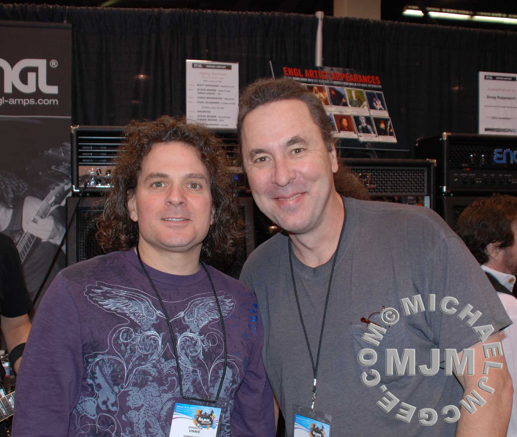 Vinnie Moore / michaeljmcgee.com