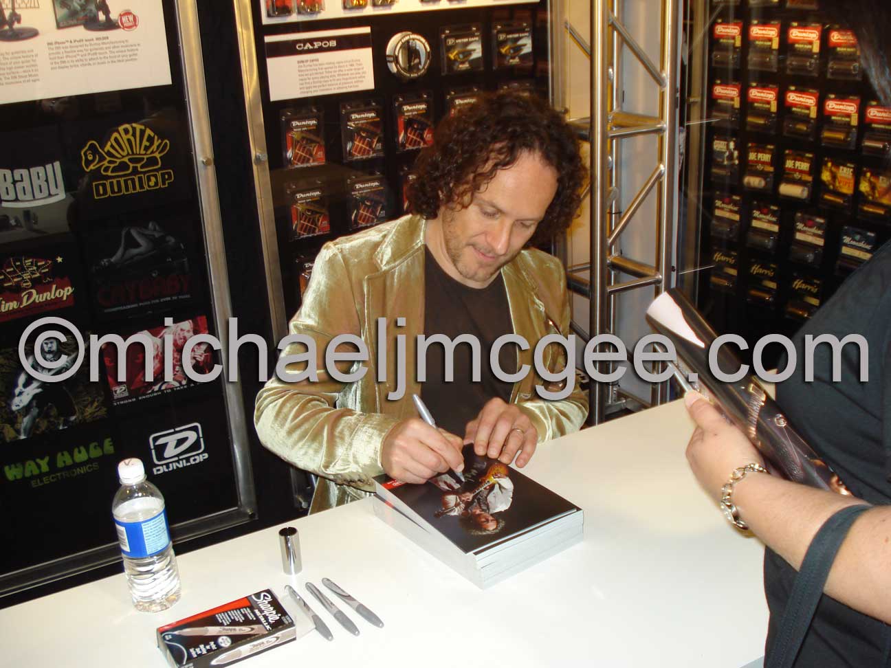 Vivian Campbell / michaeljmcgee.com