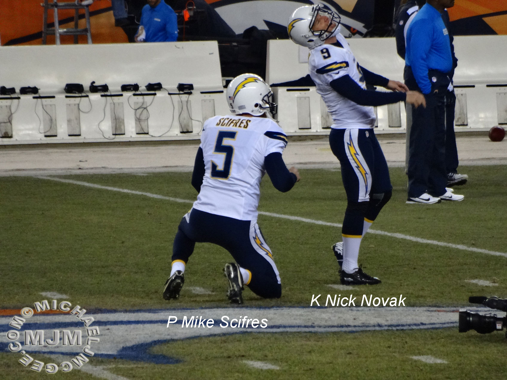 Chargers @ Broncos 12/12/13 - michaeljmcgee.com