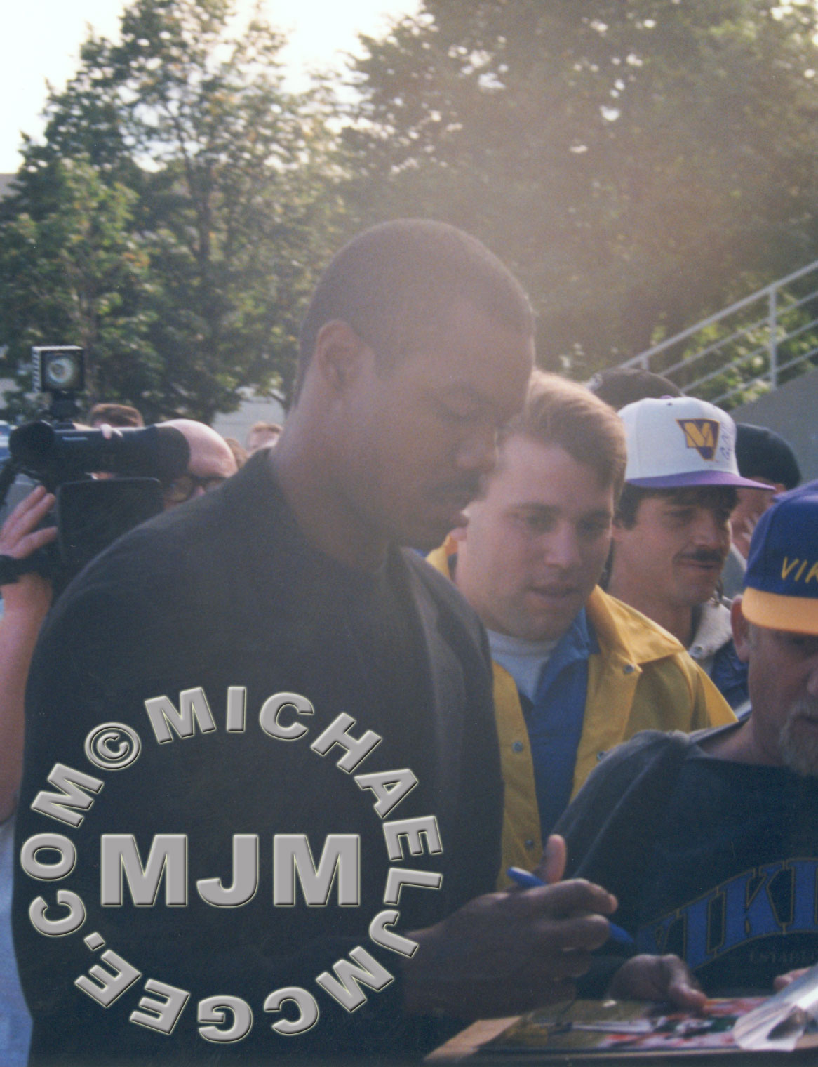 Randall signs