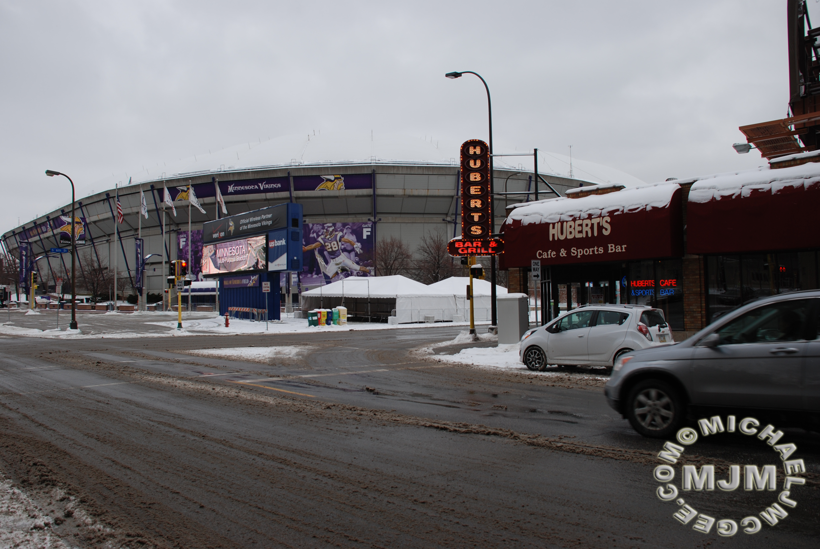 Eagles @ Vikings 12-15-2013 / michaeljmcgee.com