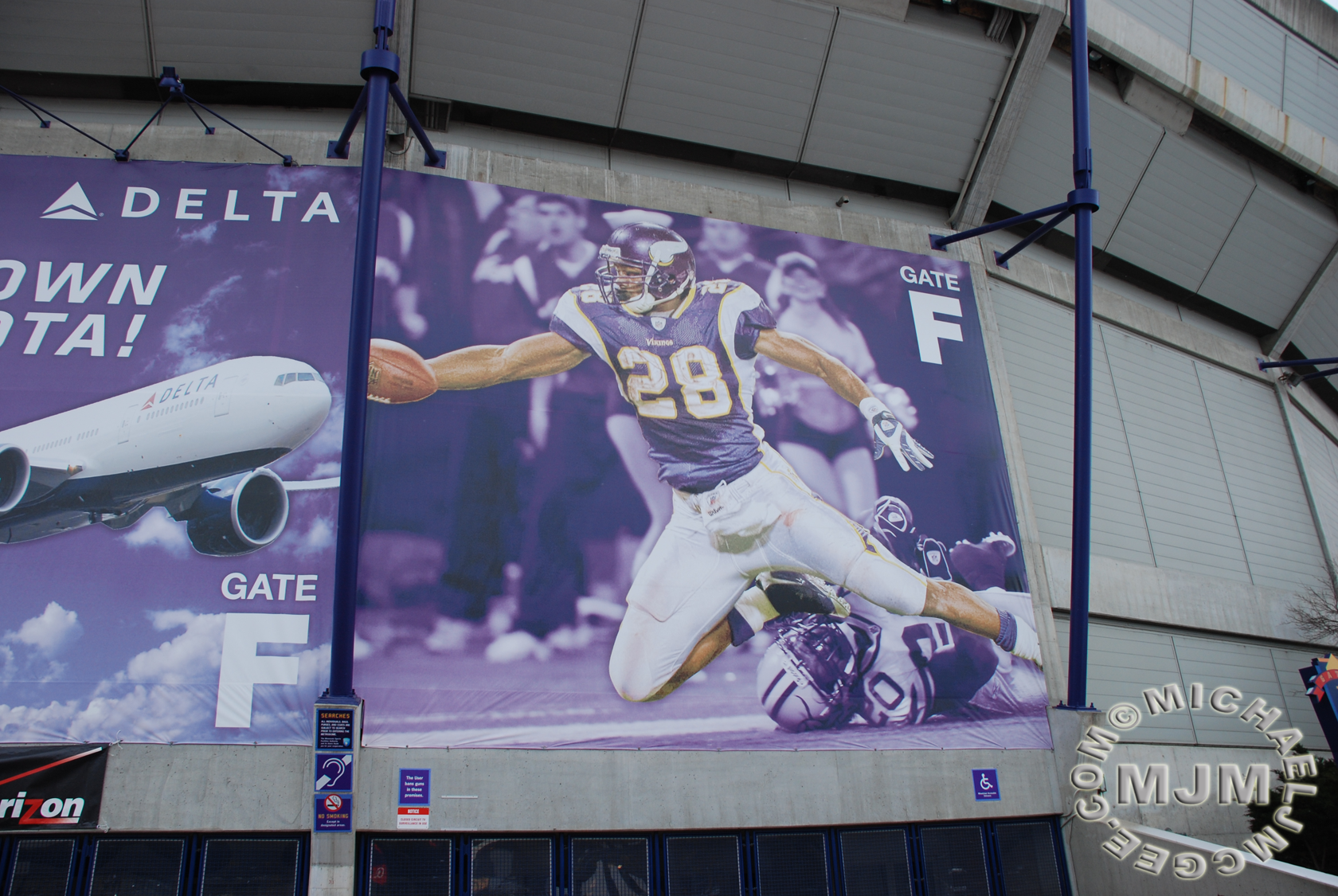Eagles @ Vikings 12-15-2013 / michaeljmcgee.com