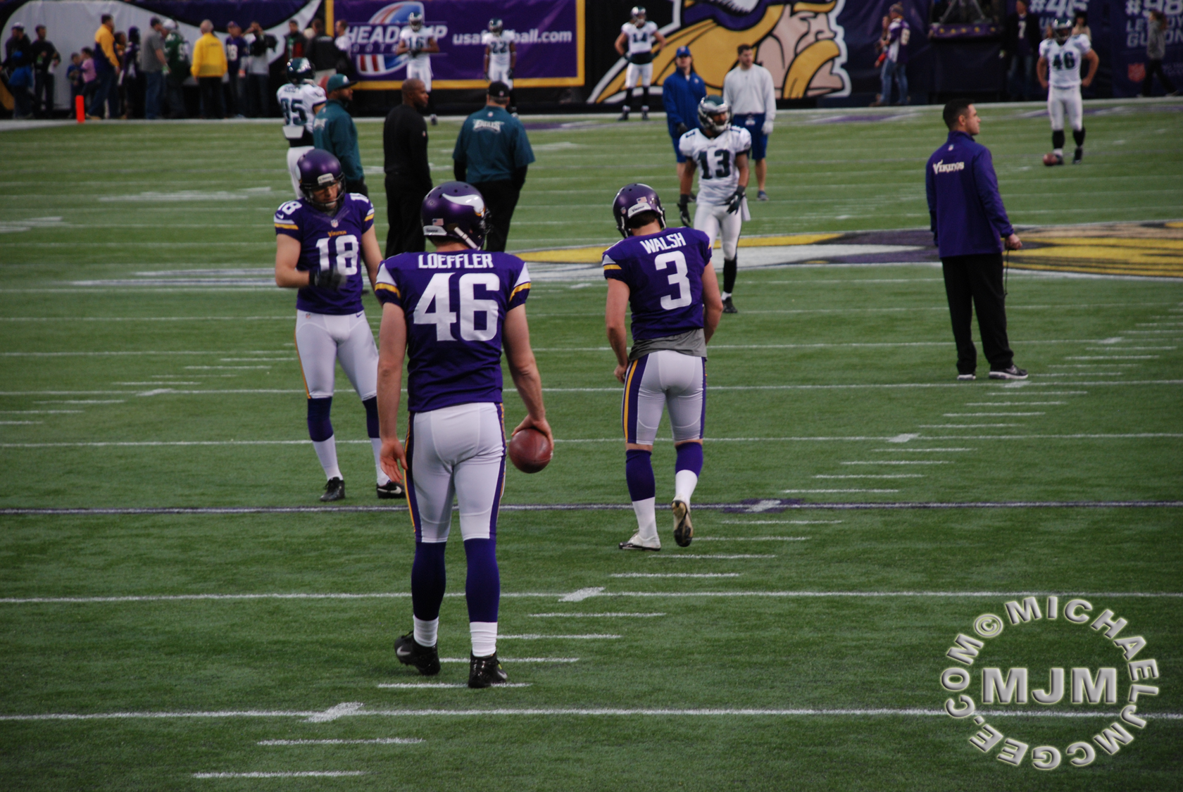 Eagles @ Vikings 12-15-2013 / michaeljmcgee.com