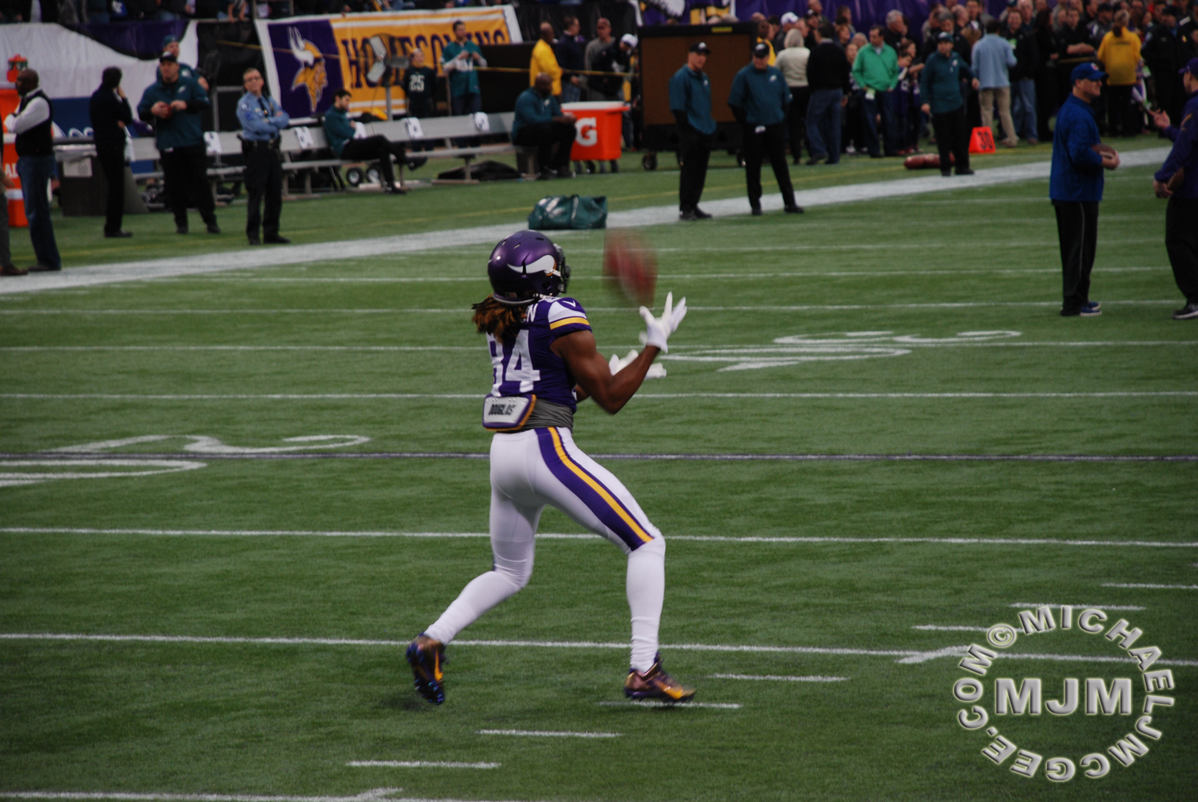 Eagles @ Vikings 12-15-2013 / michaeljmcgee.com
