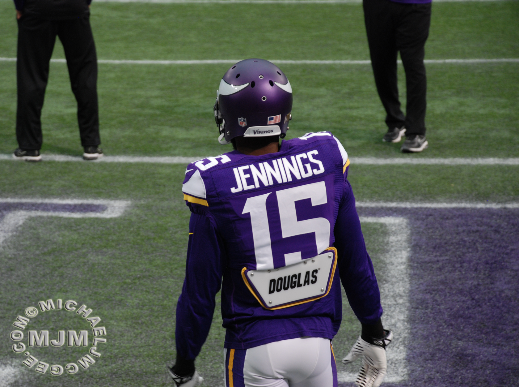 Eagles @ Vikings 12-15-2013 / michaeljmcgee.com