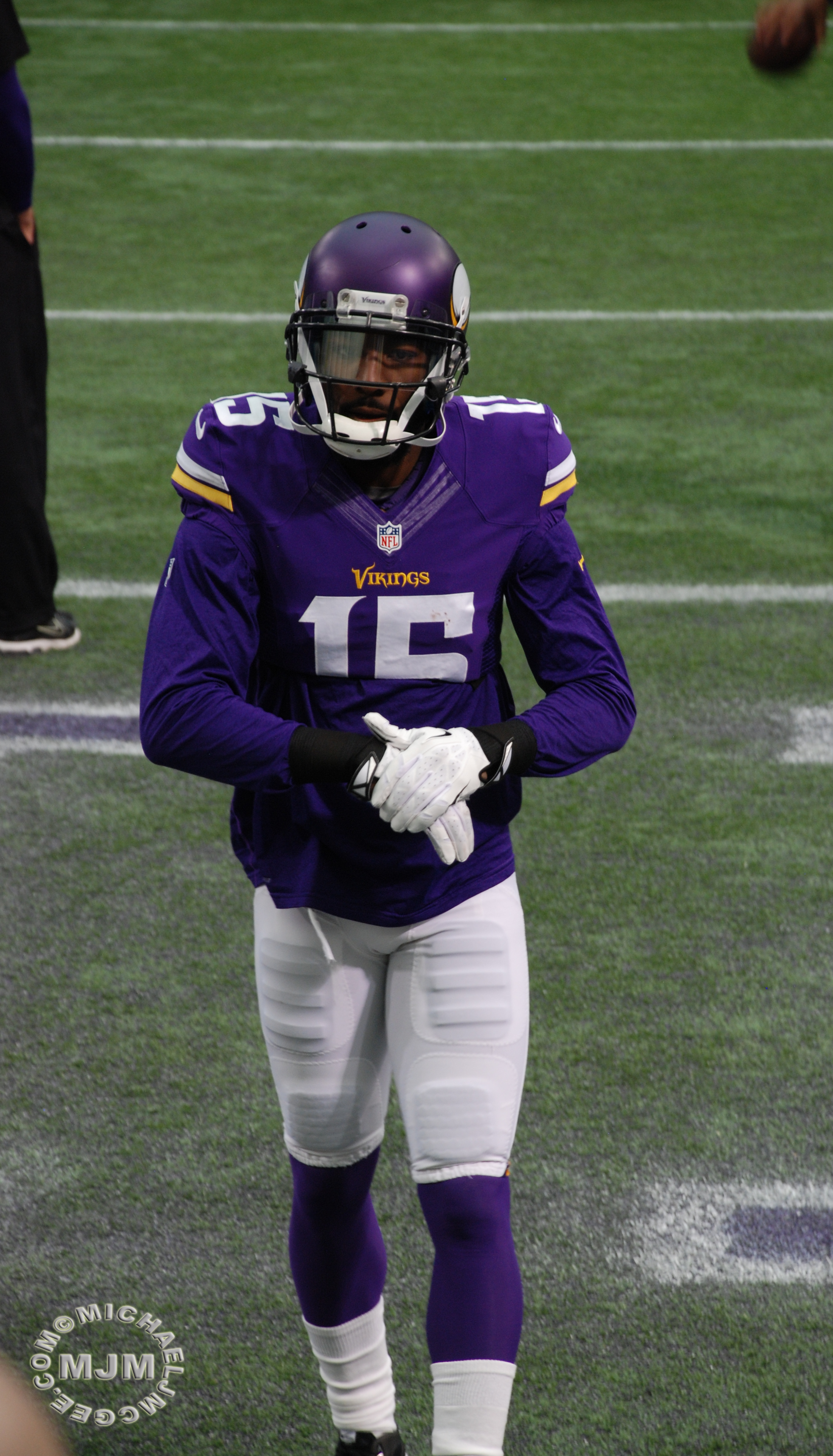 Eagles @ Vikings 12-15-2013 / michaeljmcgee.com
