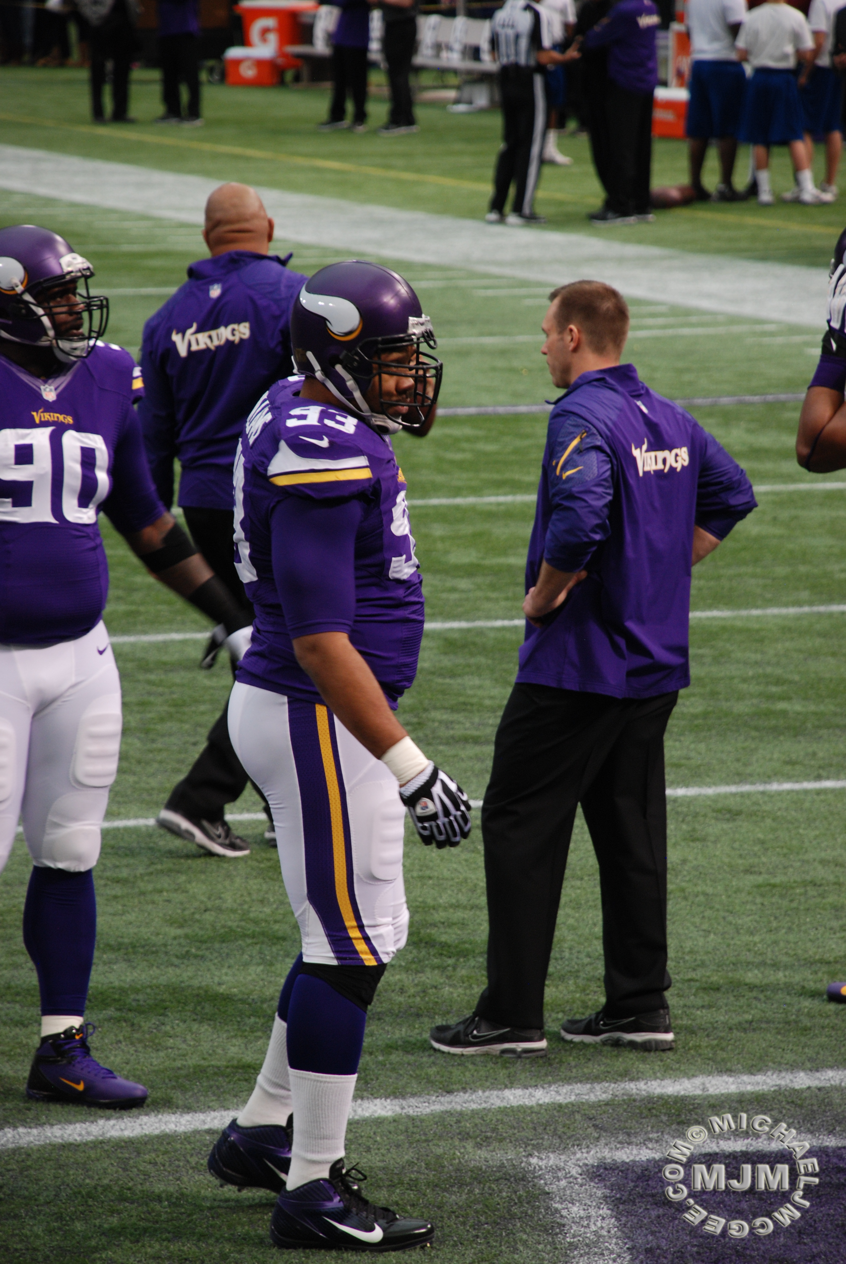 Eagles @ Vikings 12-15-2013 / michaeljmcgee.com