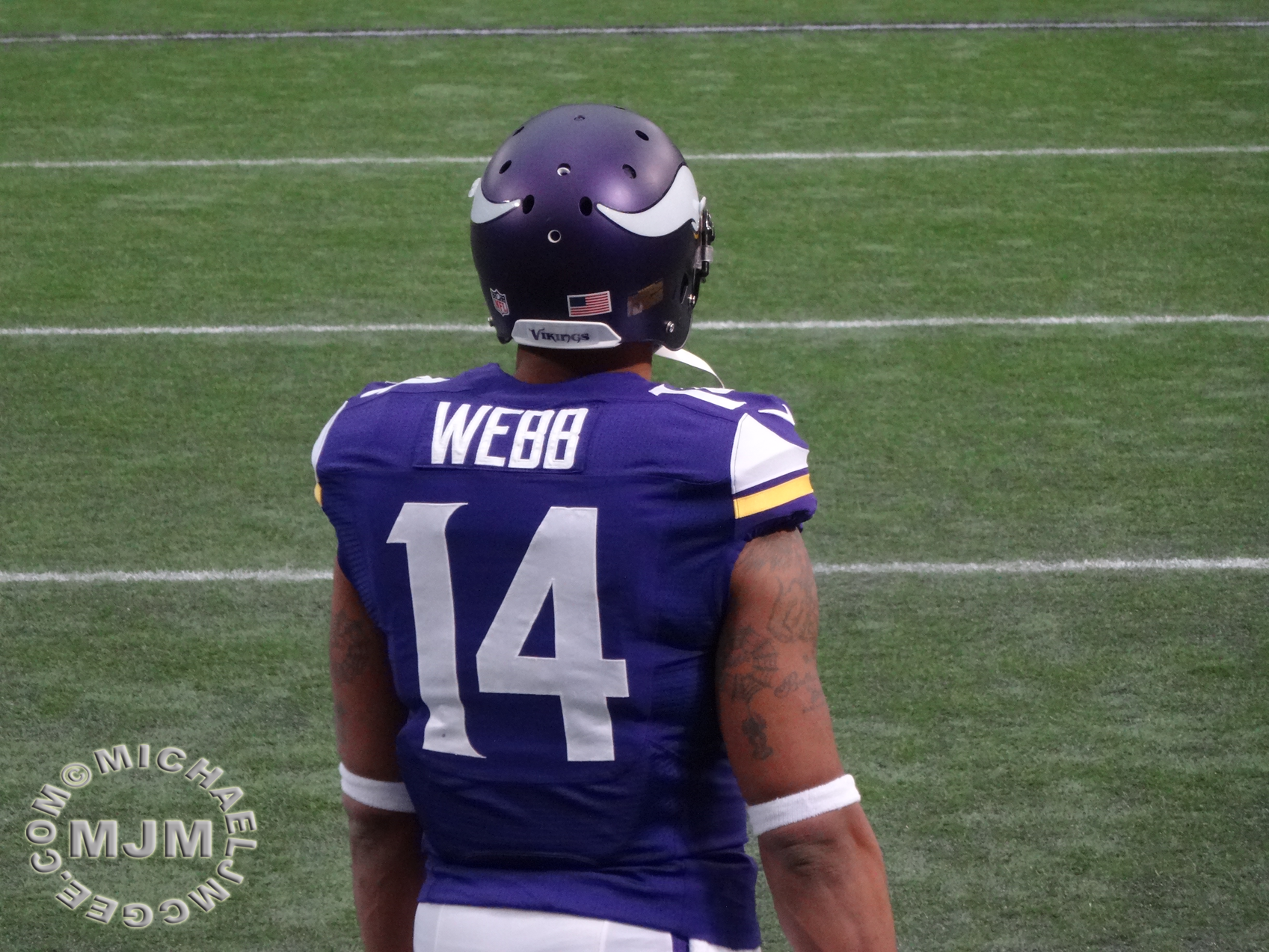 Eagles @ Vikings 12-15-2013 / michaeljmcgee.com