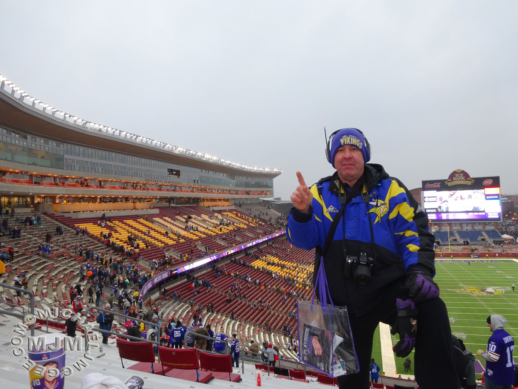 Jets @ Vikings 12/7/2014 / michaeljmcgee.com