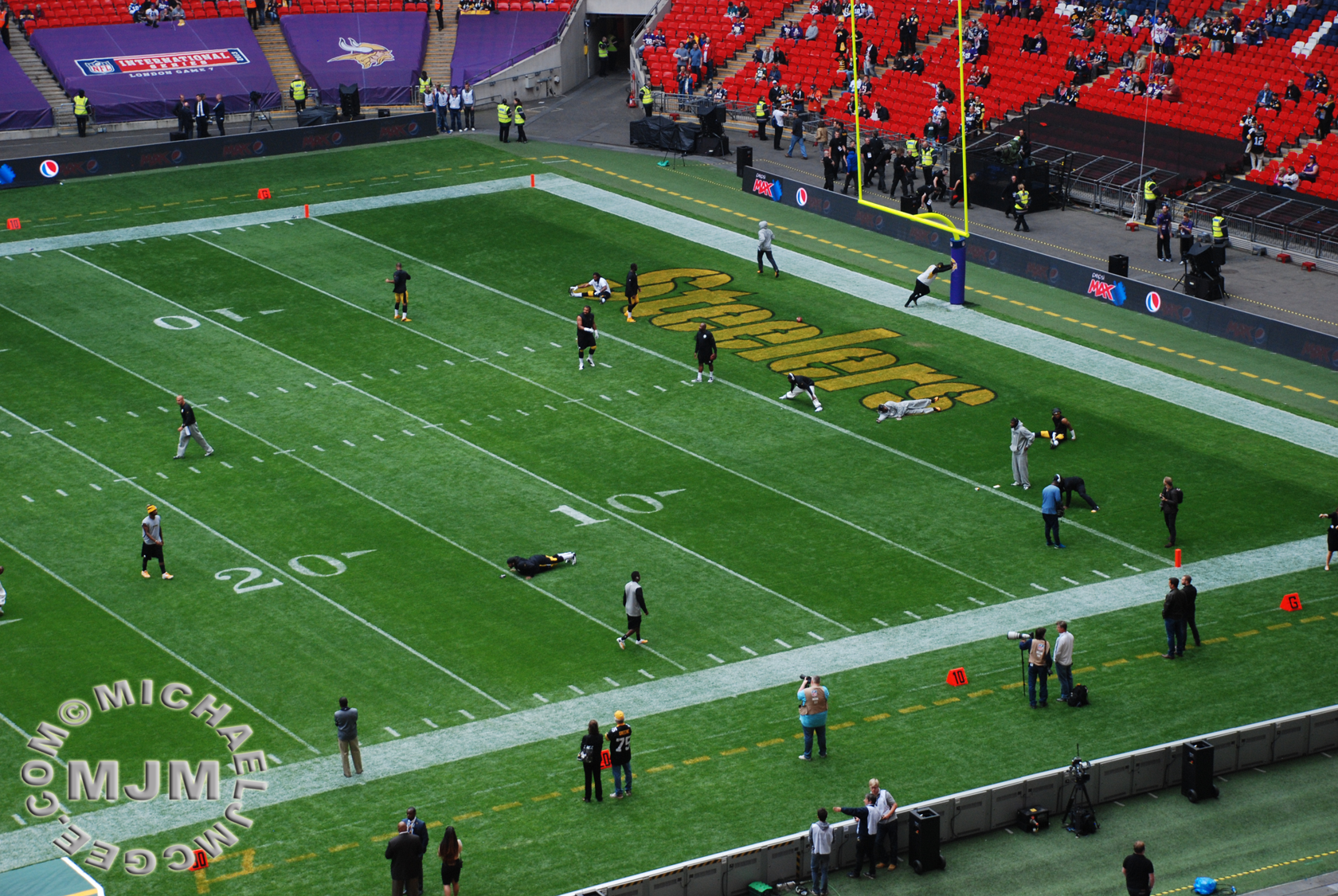 Steelers @ Vikings 9/29/2013 / michaeljmcgee.com