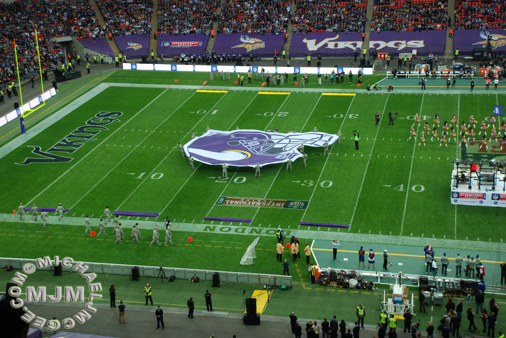 Steelers @ Vikings 9/29/2013 / michaeljmcgee.com