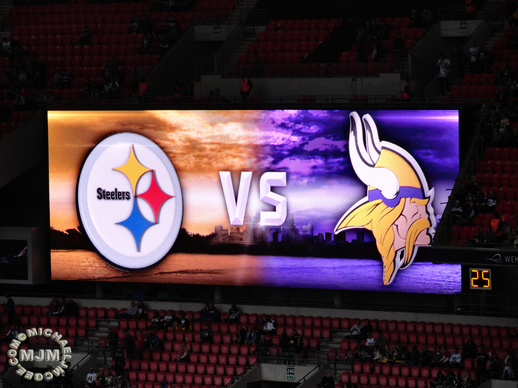 Steelers @ Vikings 9/29/2013 / michaeljmcgee.com